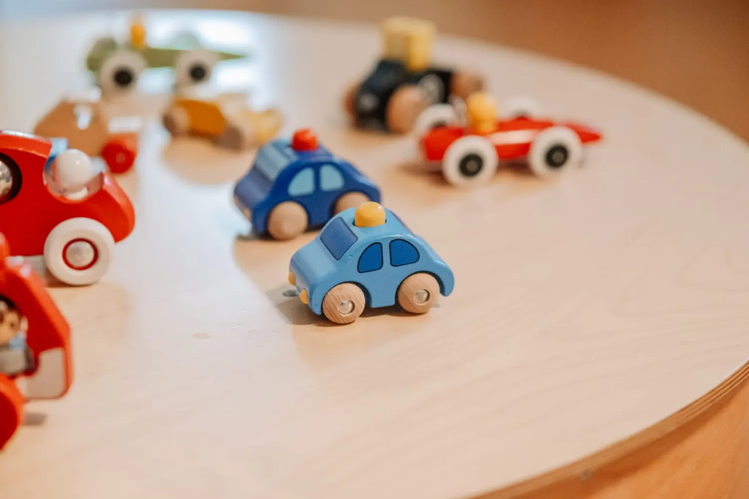 Anna Drobczynsky Kindertagespflege, Holzspielzeug für Autos